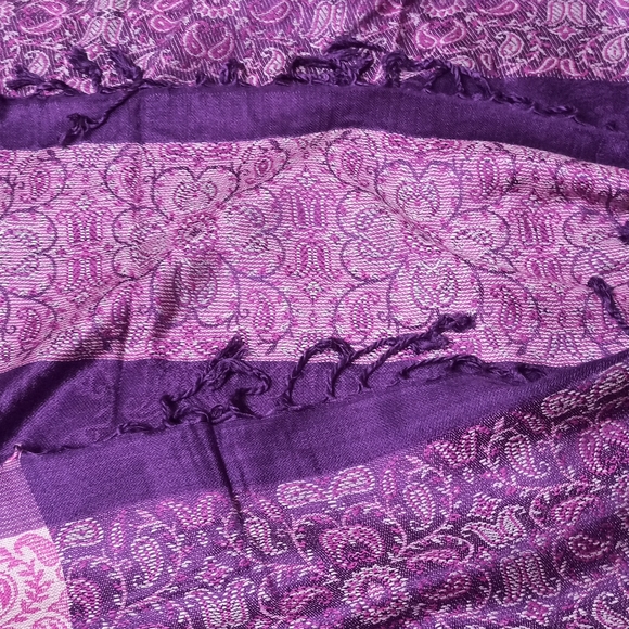 Pashmina Stole/shawl from Kashmir - Picture 7 of 11